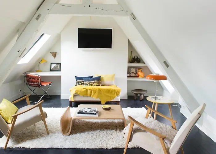 Chez Laurence Du Tilly 4* Caen