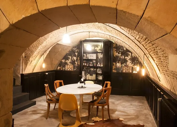 Aparthotel Chez Laurence Du Tilly 4*